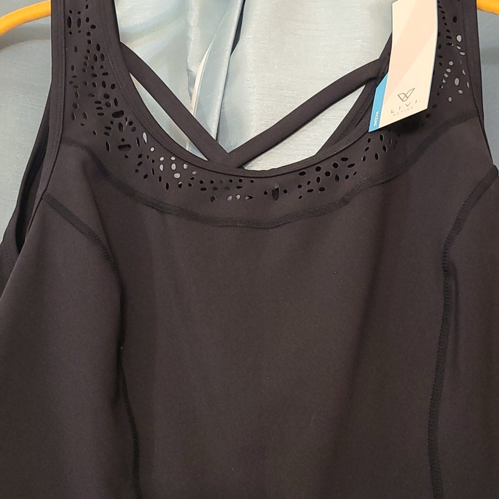 Livi Active - Size 10/12 plus - Picture 2 of 7